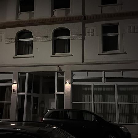 Perfekt Fuer Geschaeftsreisende Komfort Eleganz Und Erstklassiges Wlan In Zentraler Lage Wuppertal Luaran gambar